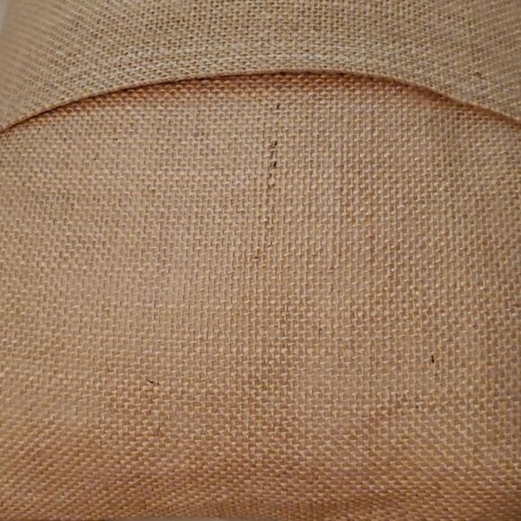 🐇🐰Rabbit with Roses Garland - Picture 2 of 2